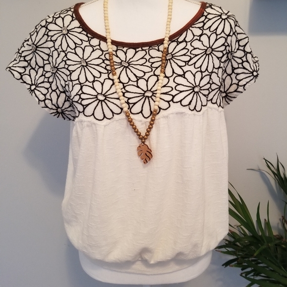 Free People Tops - Free People  - Floral Embroidered Top - Sm